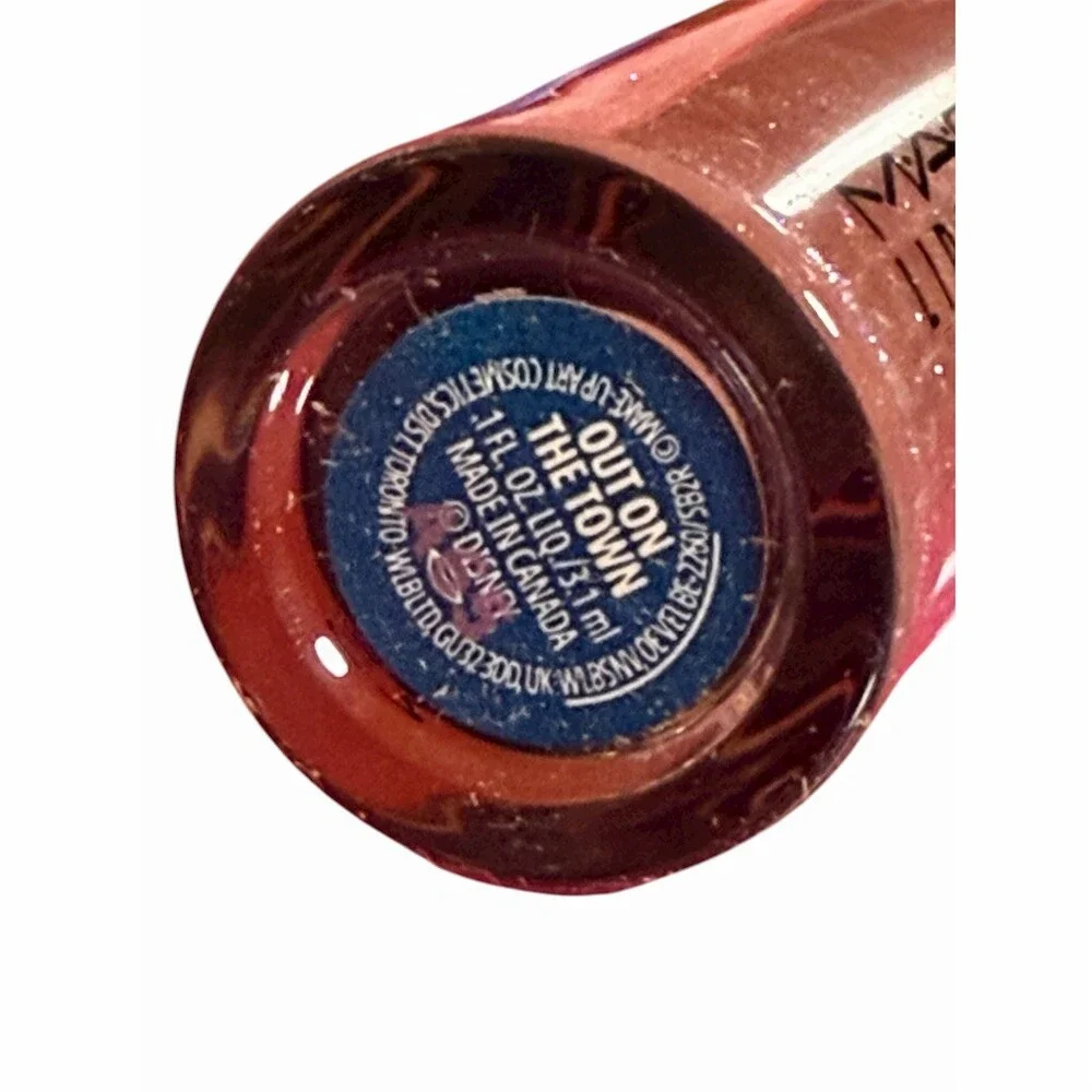 MAC x Disney Daisy Duck Lipglass Glitter Shimmer Lip Gloss OUT ON THE TOWN